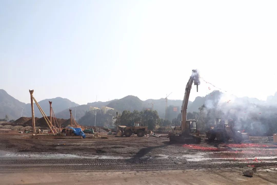 1534993364721169.jpg 1534993364721169.jpg